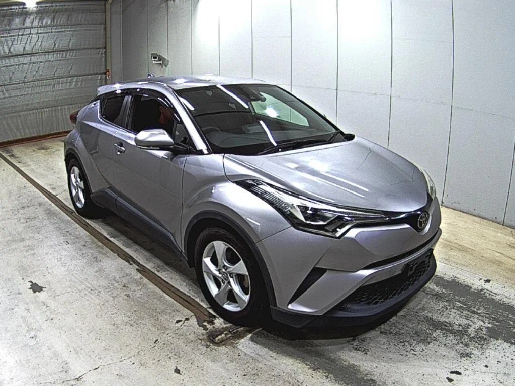 Toyota C-HR NGX10 2019