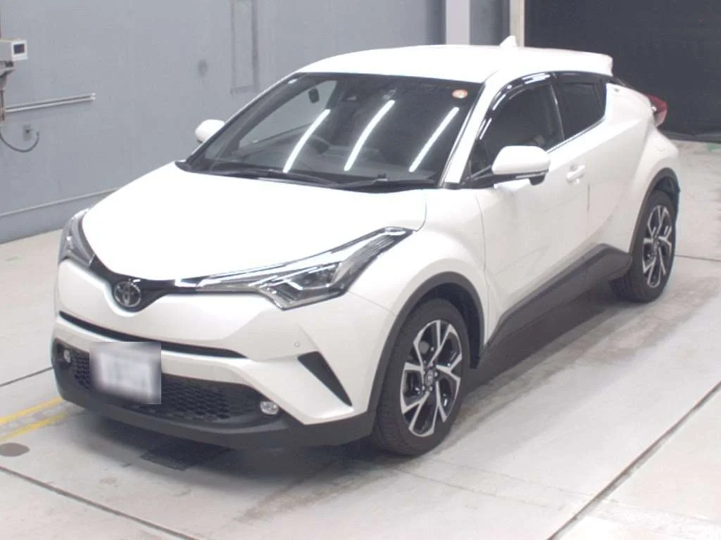Toyota C-HR NGX50 2018