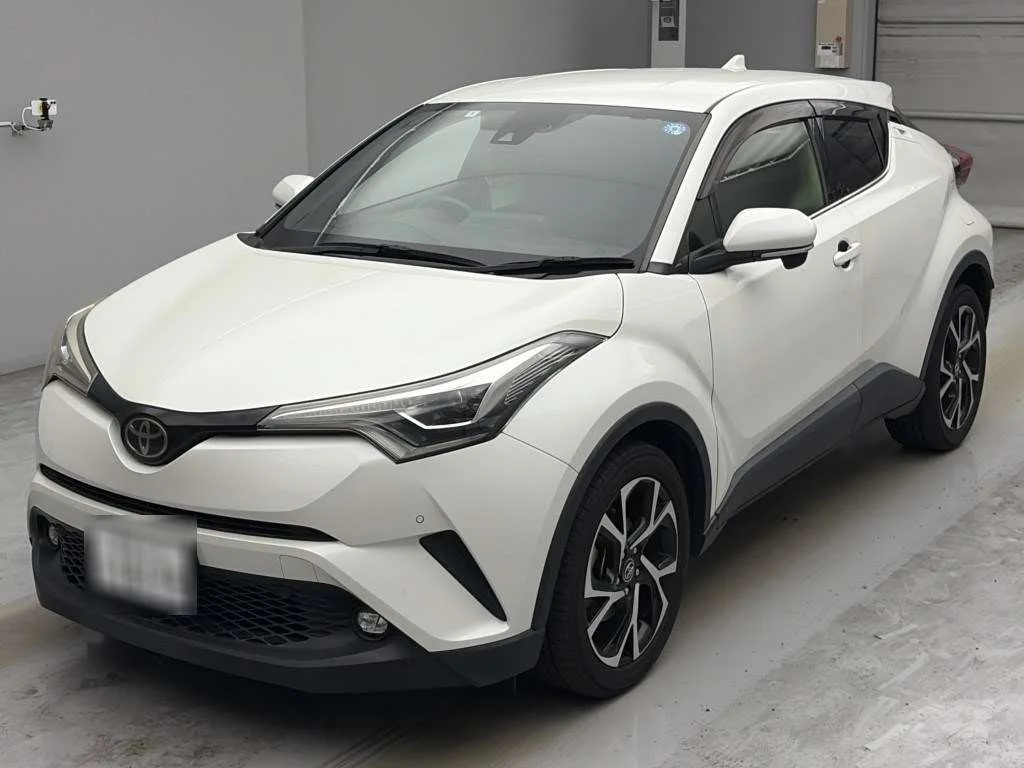 Toyota C-HR NGX50 2018