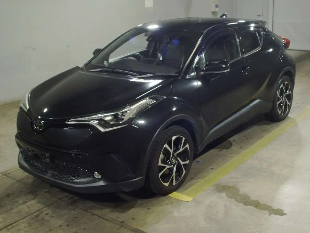Toyota C-HR NGX50 2019