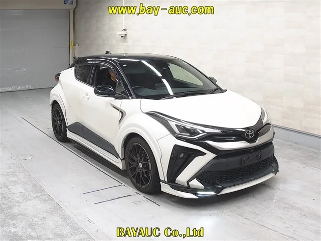 Toyota C-HR NGX10 2021