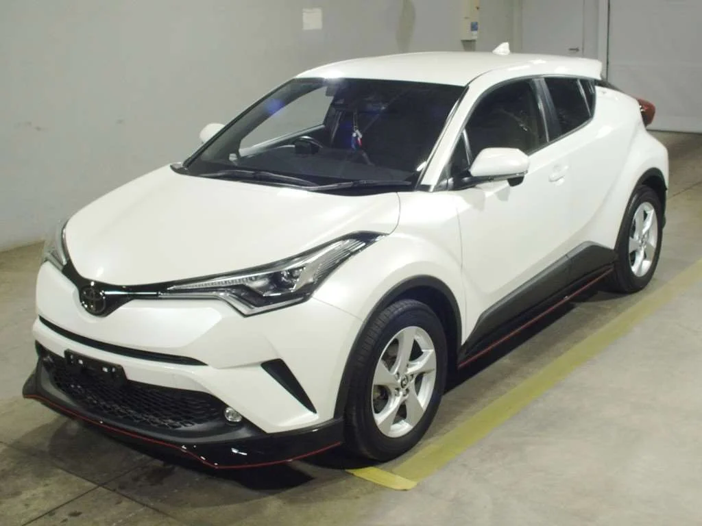 Toyota C-HR NGX50 2019