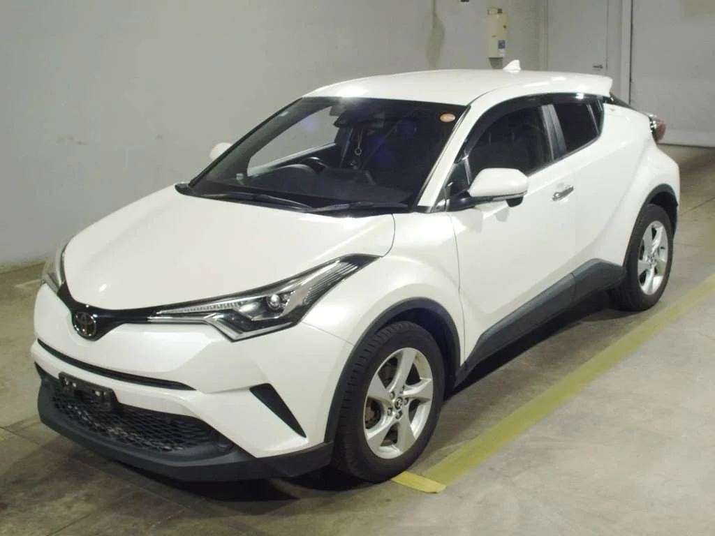 Toyota C-HR NGX50 2018
