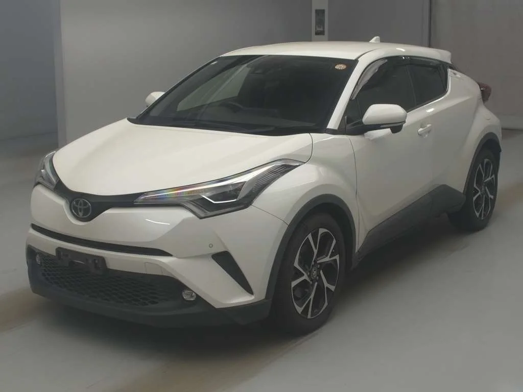 Toyota C-HR NGX10 2018