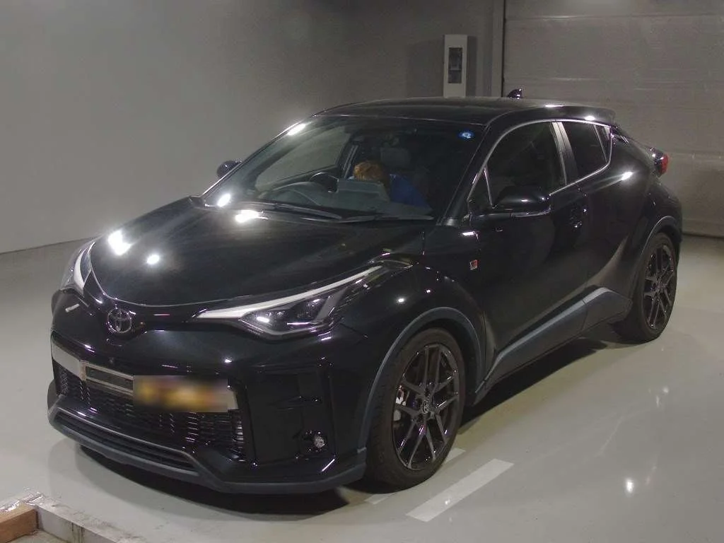Toyota C-HR NGX10 2022