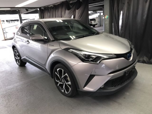 1139 Toyota C-hr ZYX10 2018 г. (NISSAN Osaka)