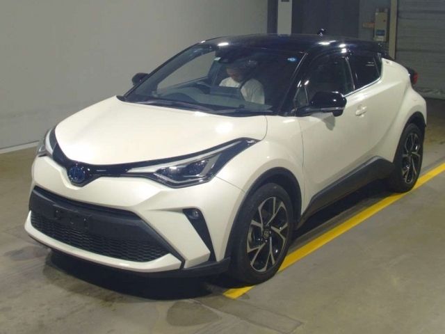 12601 Toyota C-hr ZYX11 2020 г. (TAA Yokohama)