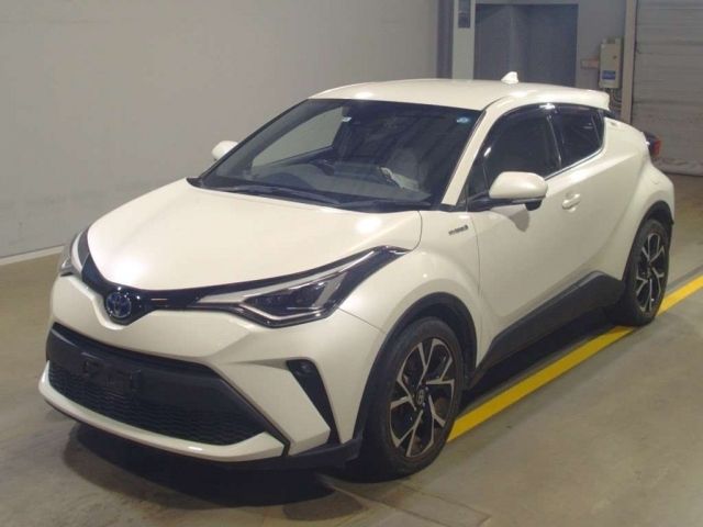 12639 Toyota C-hr ZYX11 2020 г. (TAA Yokohama)