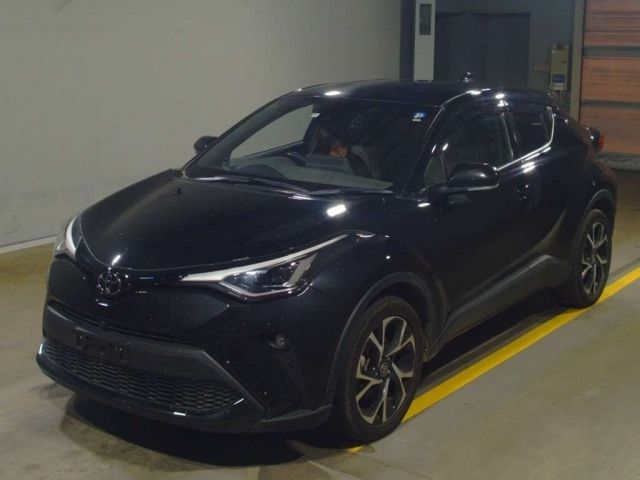 12655 Toyota C-hr NGX50 2020 г. (TAA Yokohama)