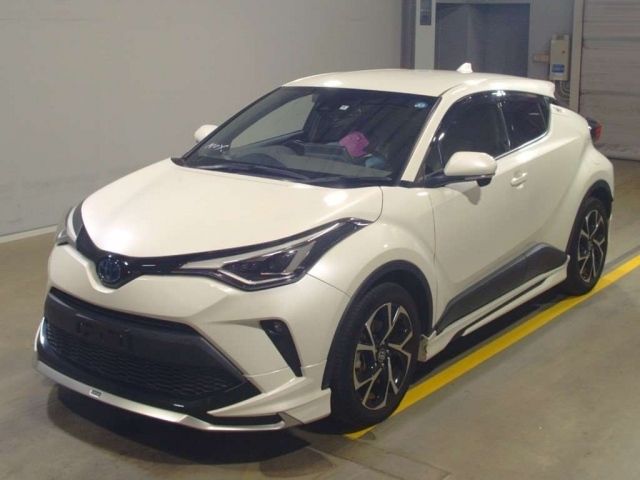 12805 Toyota C-hr ZYX11 2020 г. (TAA Yokohama)