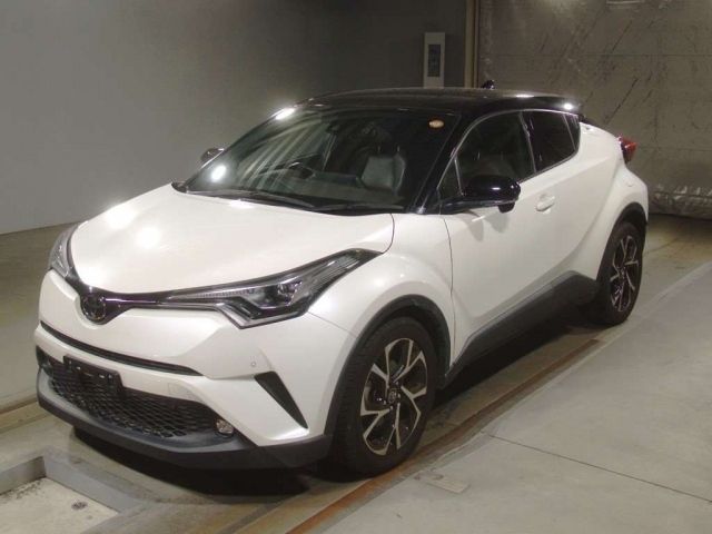 2305 Toyota C-hr NGX10 2018 г. (TAA Kinki)