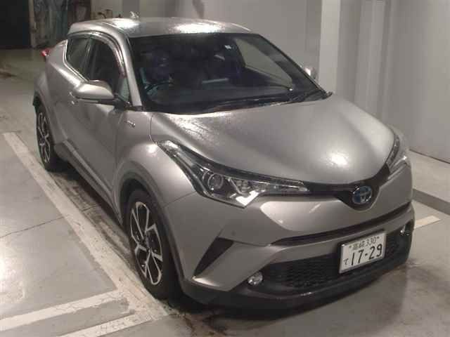 272 Toyota C-hr ZYX10 2017 г. (JU Tokyo)