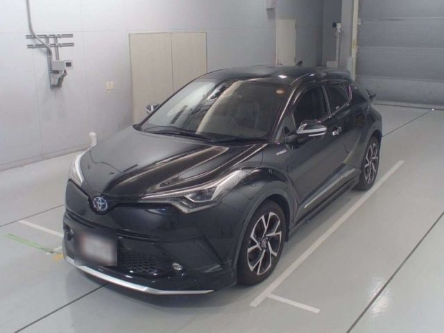 30344 Toyota C-hr ZYX10 2018 г. (CAA Chubu)