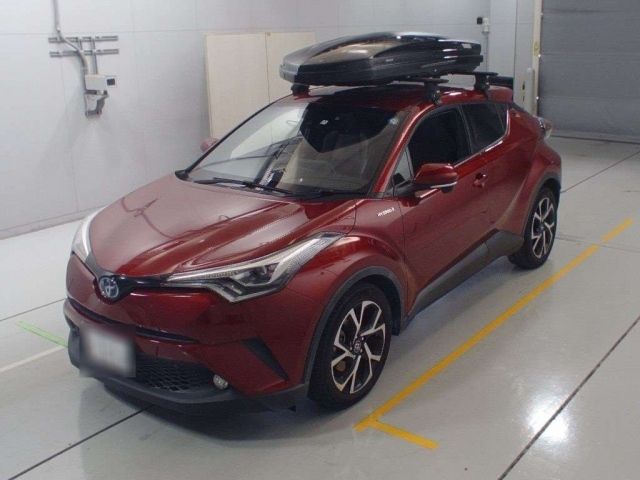 30388 Toyota C-hr ZYX10 2017 г. (CAA Chubu)