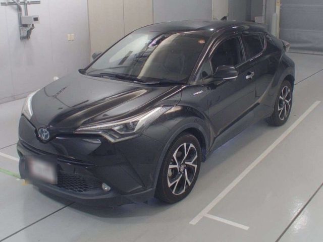 30661 Toyota C-hr ZYX10 2018 г. (CAA Chubu)