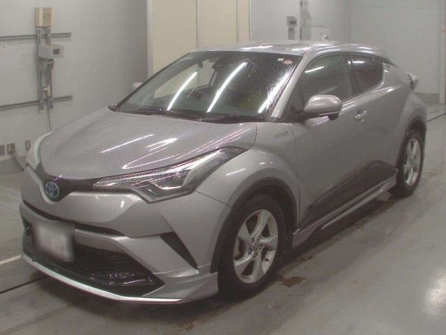 30819 Toyota C-hr ZYX10 2018 г. (CAA Tokyo)