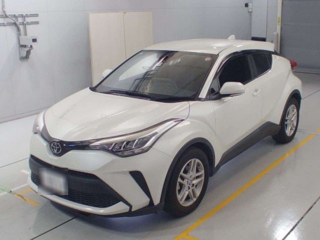 33392 Toyota C-hr NGX10 2020 г. (CAA Chubu)