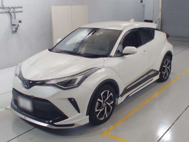 36571 Toyota C-hr ZYX11 2020 г. (CAA Chubu)