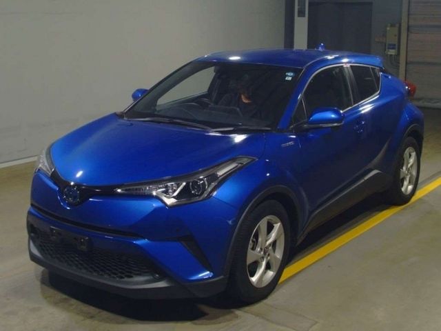 370 Toyota C-hr ZYX10 2019 г. (TAA Yokohama)