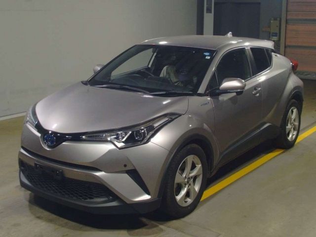 510 Toyota C-hr ZYX10 2019 г. (TAA Yokohama)