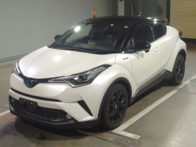 712 Toyota C-hr ZYX10 2019 г. (TAA Hiroshima)