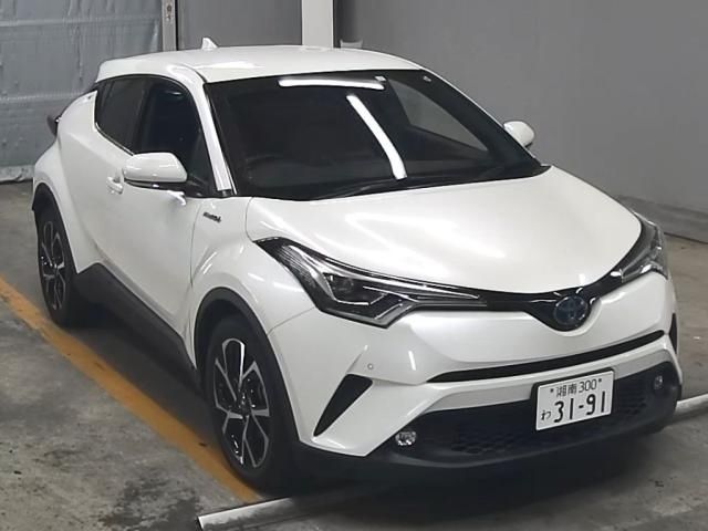 801 Toyota C-hr ZYX10 2019 г. (ZIP Tokyo)