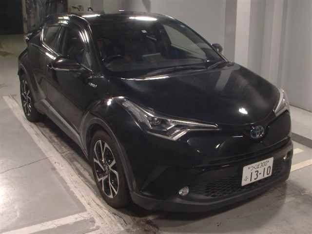 8362 Toyota C-hr ZYX10 2016 г. (JU Tokyo)