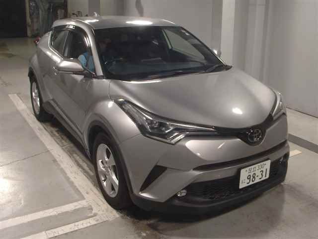 8400 Toyota C-hr NGX50 2018 г. (JU Tokyo)