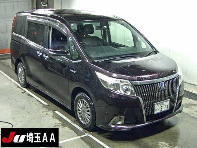 10205 Toyota Esquire ZWR80G 2015 г. (JU Saitama)