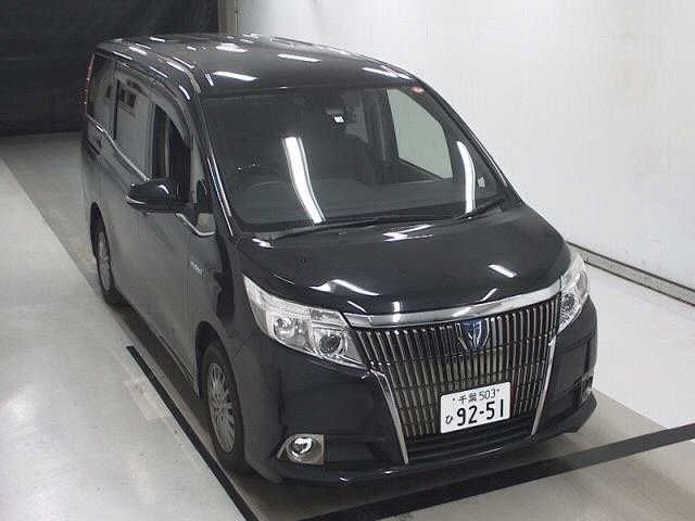 1030 Toyota Esquire ZWR80G 2016 г. (JU Chiba)