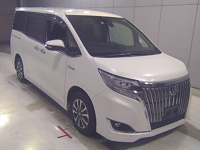 55233 Toyota Esquire ZWR80G 2018 г. (Honda Nagoya)