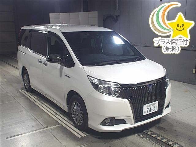 5864 Toyota Esquire ZWR80G 2017 г. (JU Gifu)