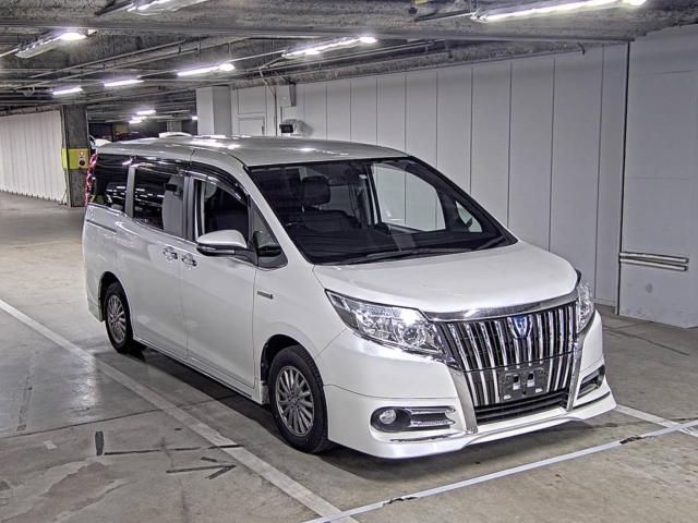 772 Toyota Esquire ZWR80G 2014 г. (ZIP Osaka)