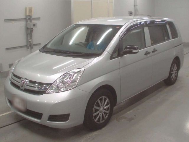 30507 Toyota Isis ZGM10G 2012 г. (CAA Tokyo)