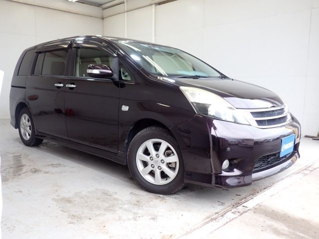 33525 Toyota Isis ZGM10W 2012 г. (AUCNET)