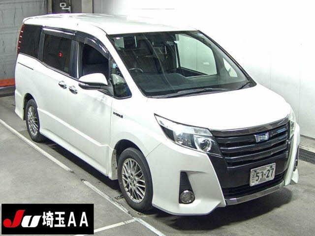 10159 Toyota Noah ZWR80W 2017 г. (JU Saitama)