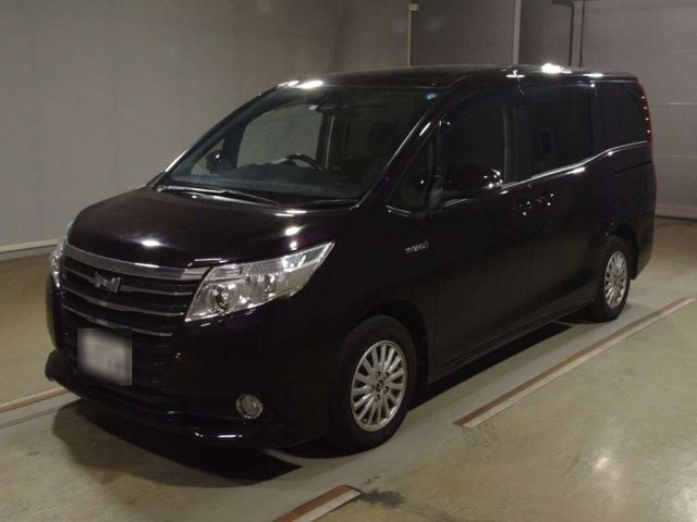 2130 Toyota Noah ZWR80G 2017 г. (TAA Hyogo)