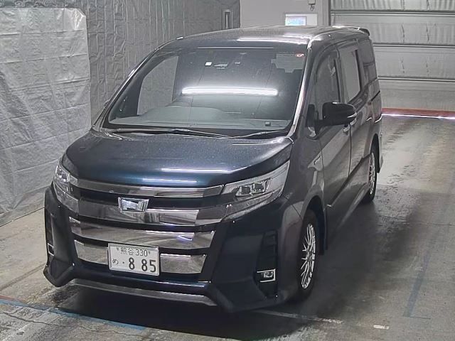 2595 Toyota Noah ZWR80W 2020 г. (HERO)