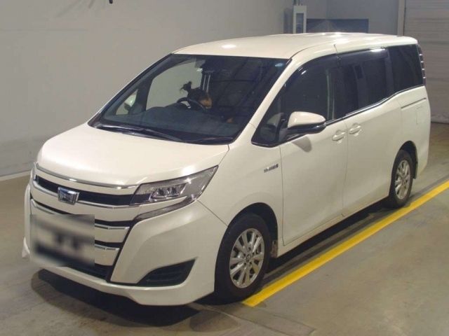 338 Toyota Noah ZWR80G 2018 г. (TAA Yokohama)