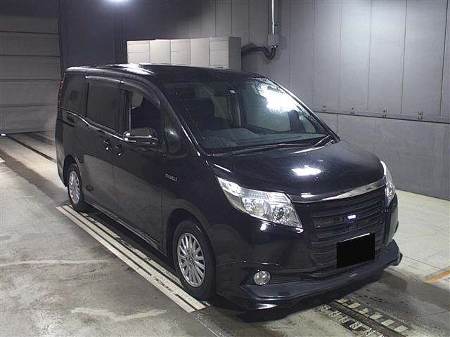 5179 Toyota Noah ZWR80G 2014 г. (JU Gifu)