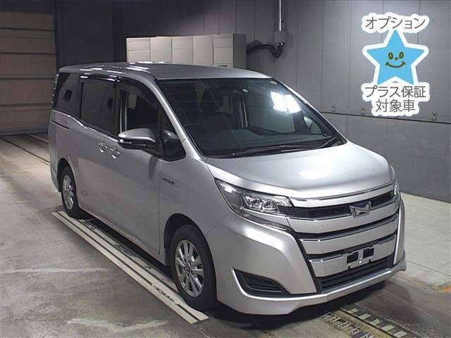 5765 Toyota Noah ZWR80G 2017 г. (JU Gifu)