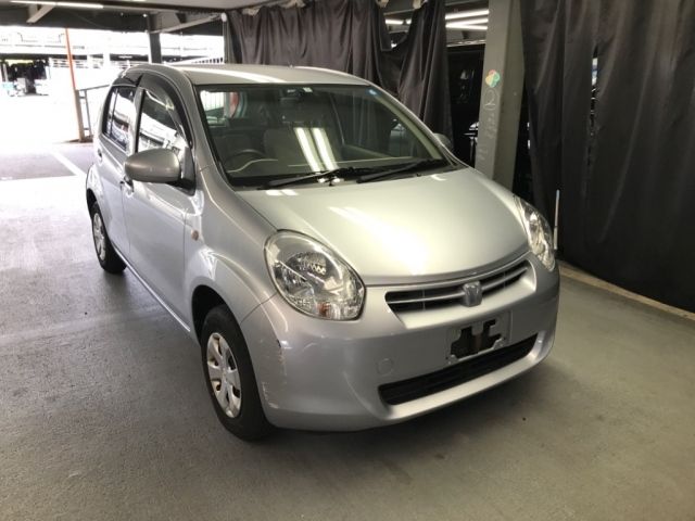 1113 Toyota Passo KGC30 2011 г. (NISSAN Osaka)