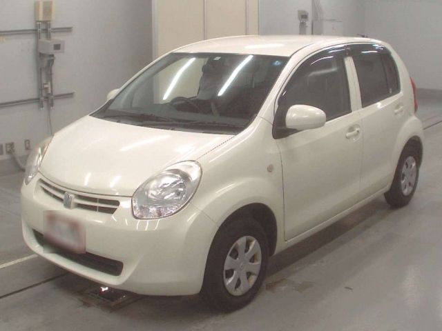 1124 Toyota Passo KGC30 2012 г. (CAA Tokyo)