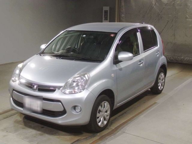 2411 Toyota Passo KGC30 2016 г. (TAA Kinki)