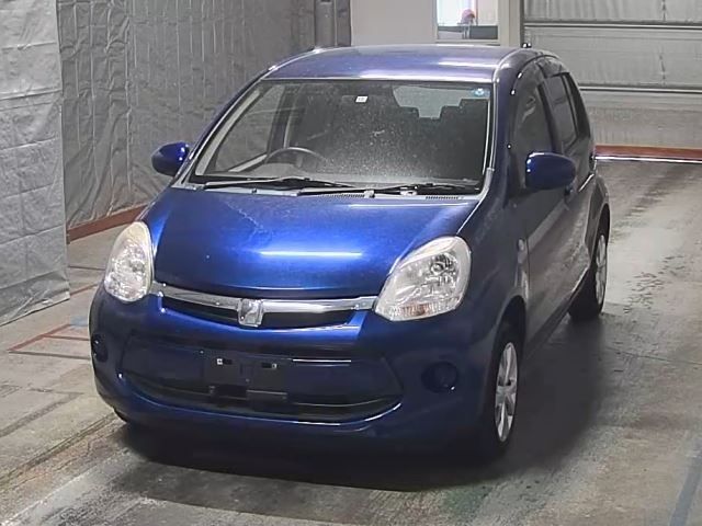 3012 Toyota Passo KGC30 2016 г. (HERO)