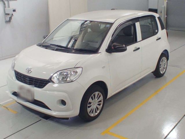 30288 Toyota Passo M700A 2018 г. (CAA Chubu)