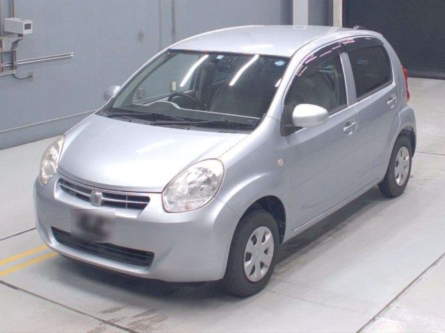 30478 Toyota Passo KGC30 2011 г. (CAA Gifu)