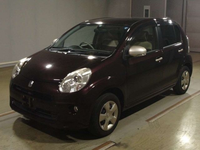 4222 Toyota Passo KGC30 2013 г. (TAA Hyogo)