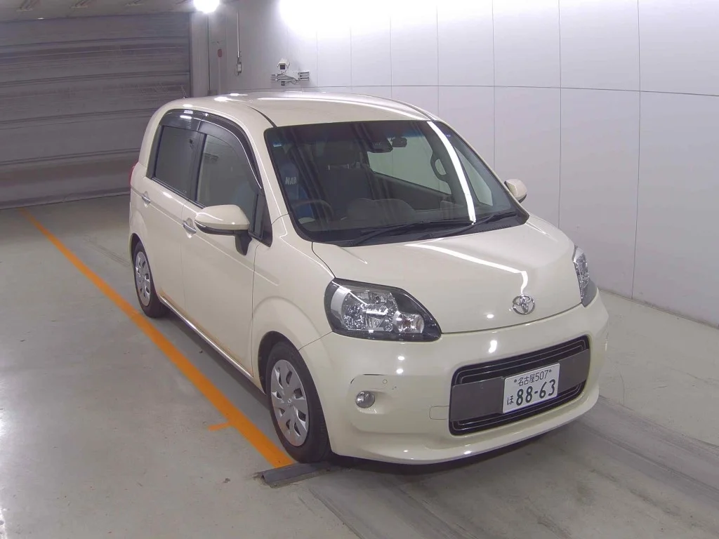 Toyota Porte NSP141 2020