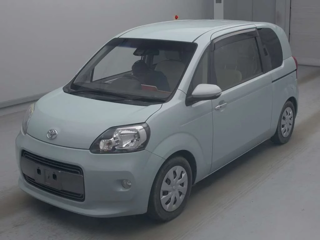 Toyota Porte NSP141 2018